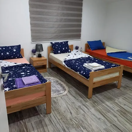 アパート Varcar *