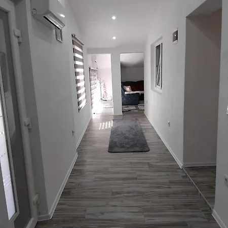 Varcar アパート Bihać